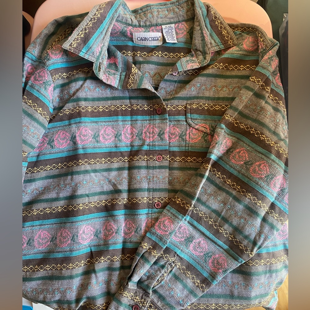 Cabin Creek Green and Pink Casual Button Down Shirt with Geometric Patterns